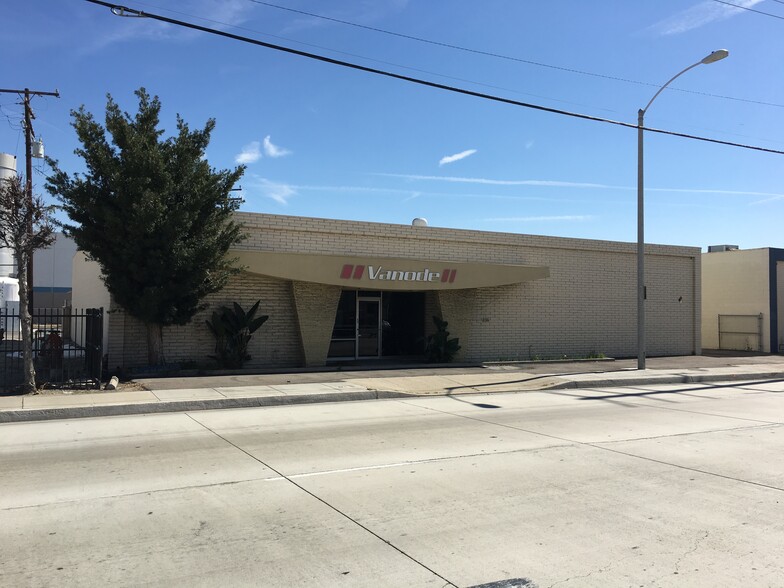 City Of Industry 5千8百尺仓库出租